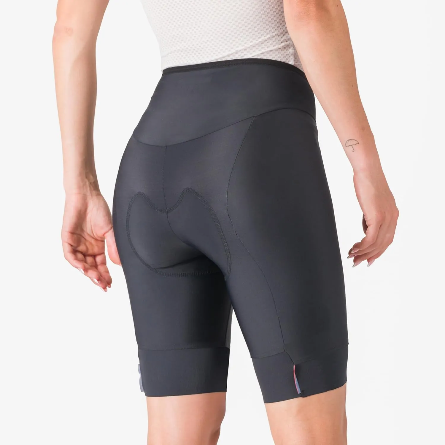 CASTELLI Women’s Prima 2 Short, Endurance Shorts for Road and Gravel Biking with Seat Pad & High-Visibility Reflective Tabs