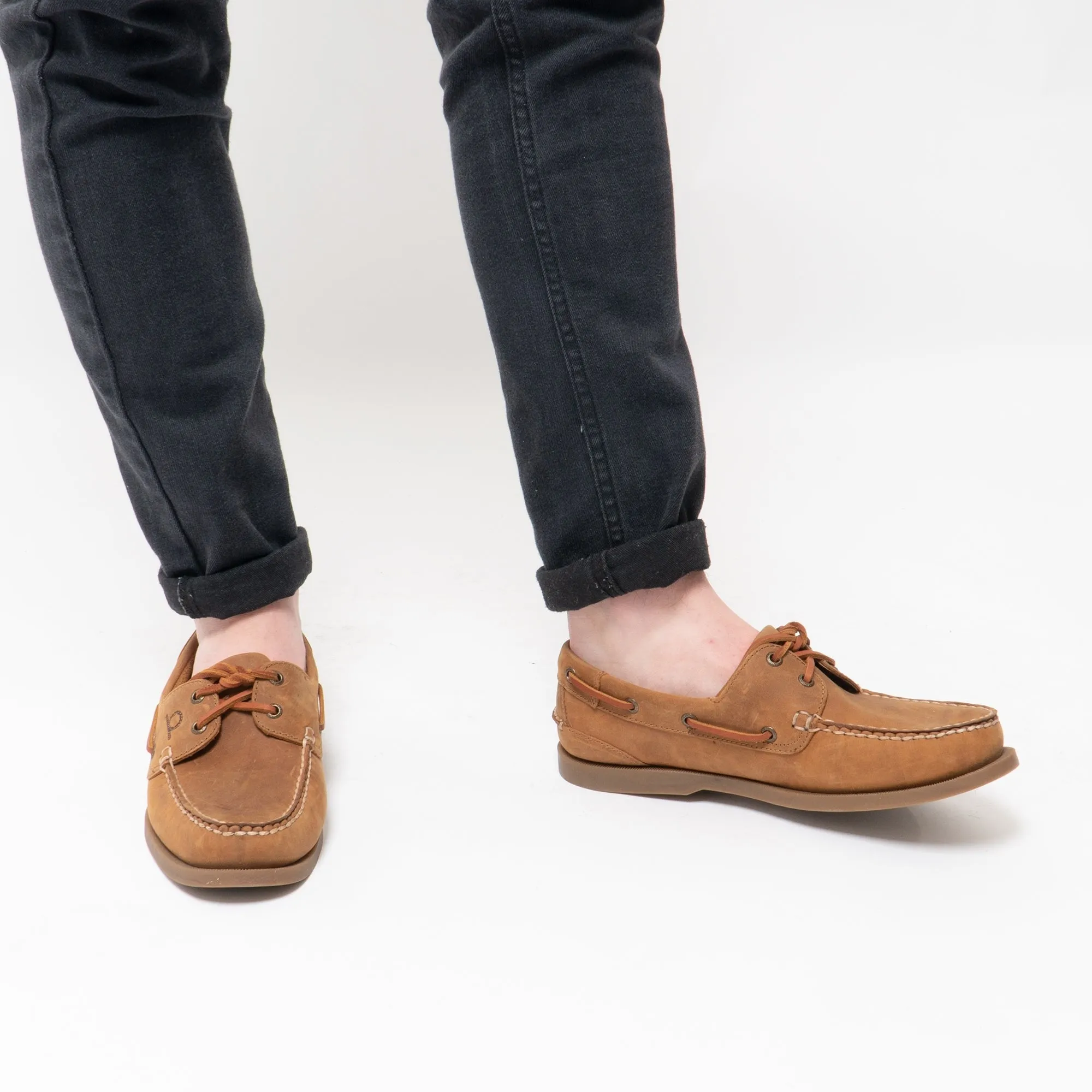 Chatham DECK G2 Mens Nubuck Leather Boat Shoes Walnut