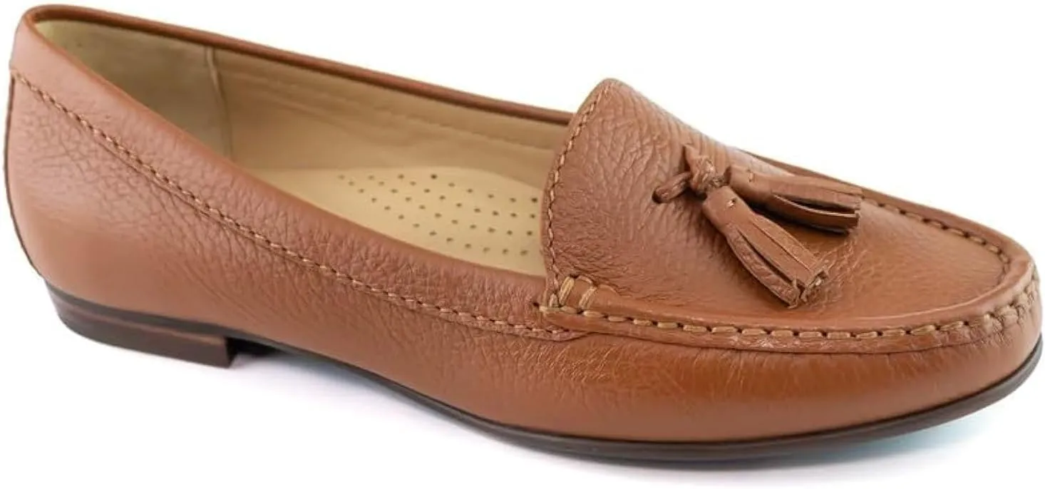 Driver Club USA Women's Leather Made in Brazil Palm Beach Loafer