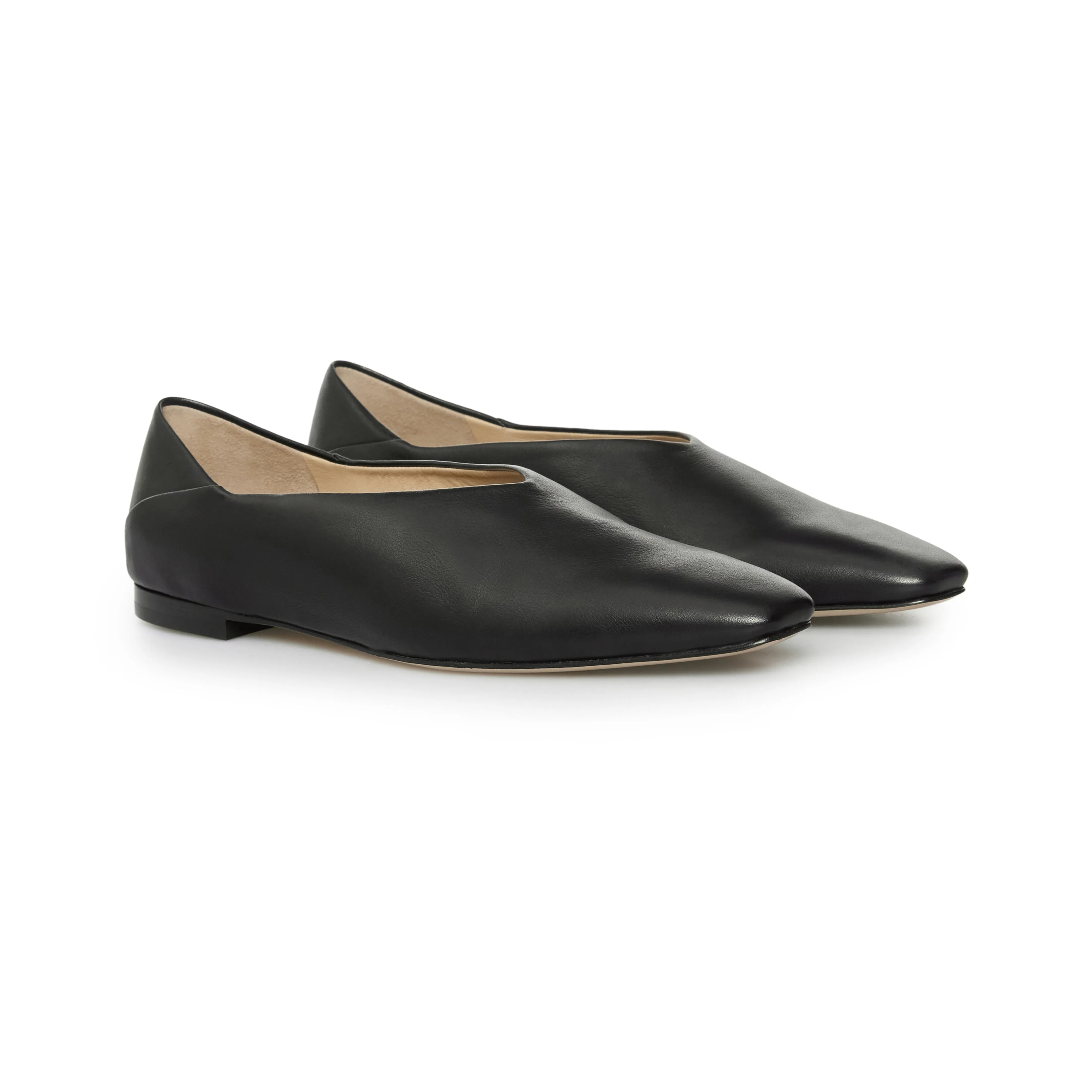 Flat shoes