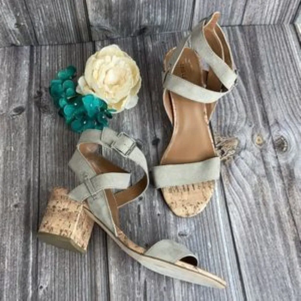 Indigo Rd. Canvas Elea Heeled Sandal 10M