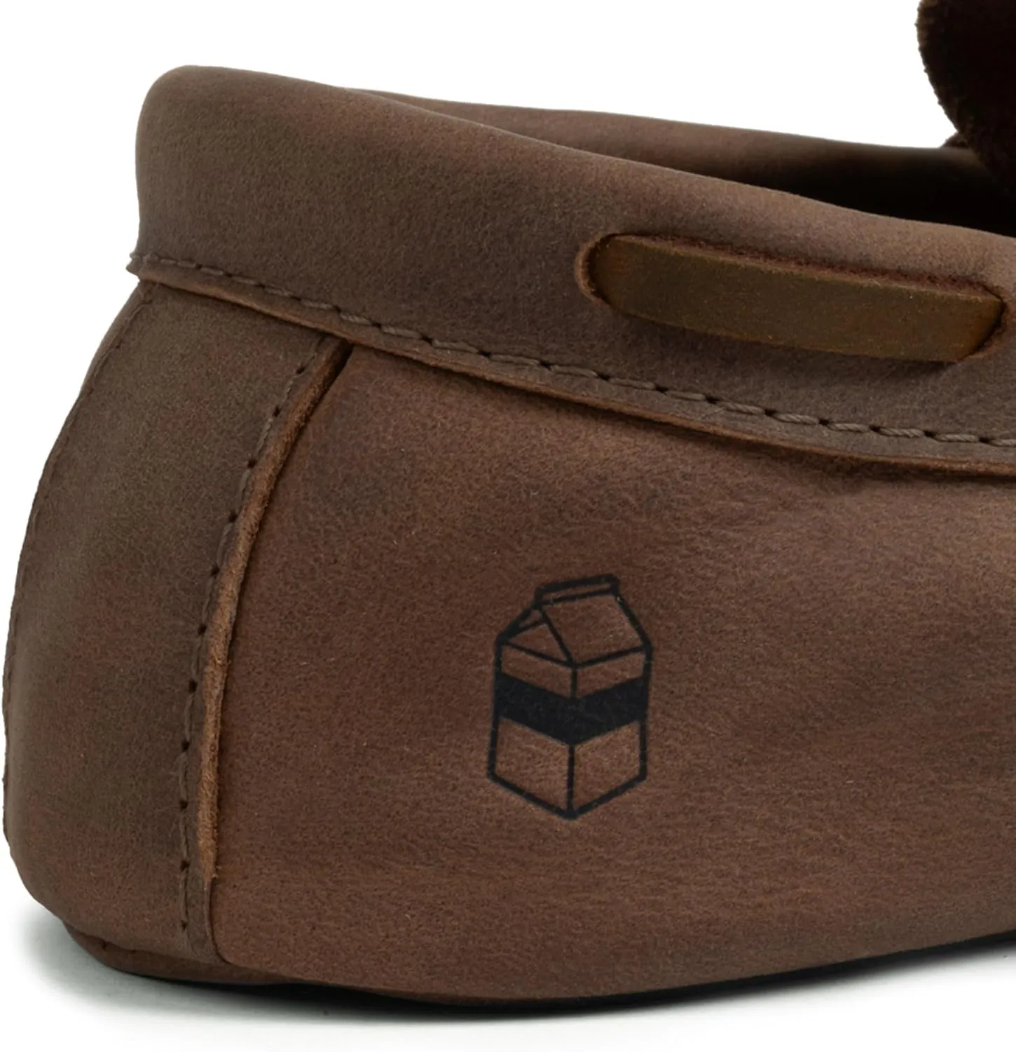 La Leche, Boat Slippers for Men, Cushioned Shoes for Home, Indoor-friendly Sole, Memory Foam and Full Grain Leather, Handmade