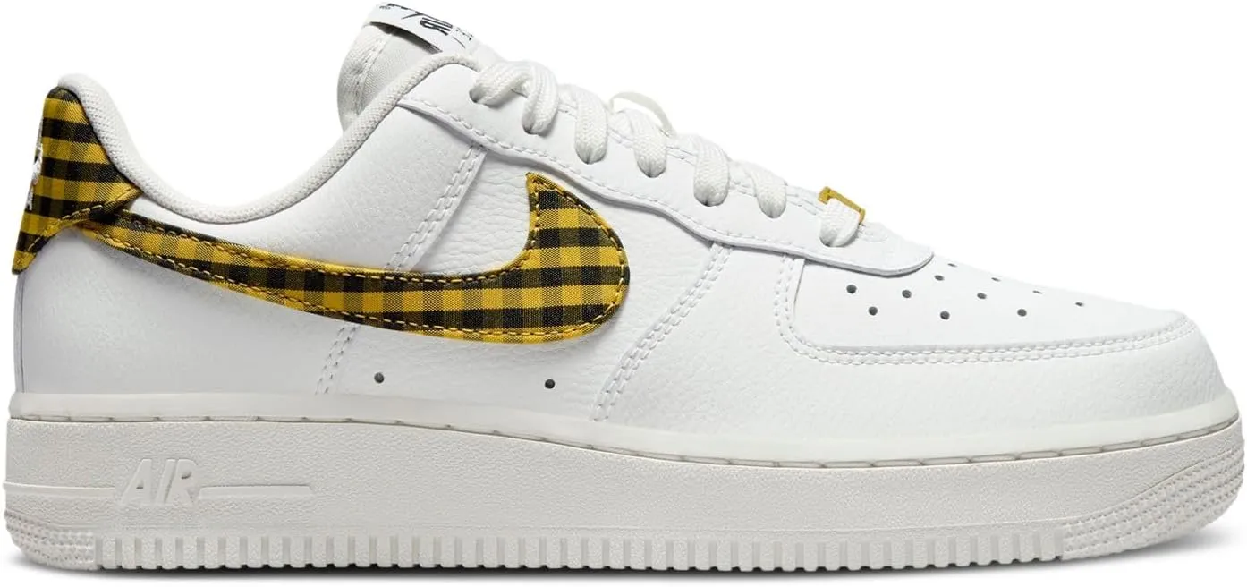 Nike Women's Air Force 1 '07 Sneaker