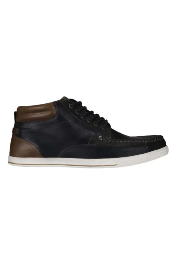 RedTape Men Tan Sneakers