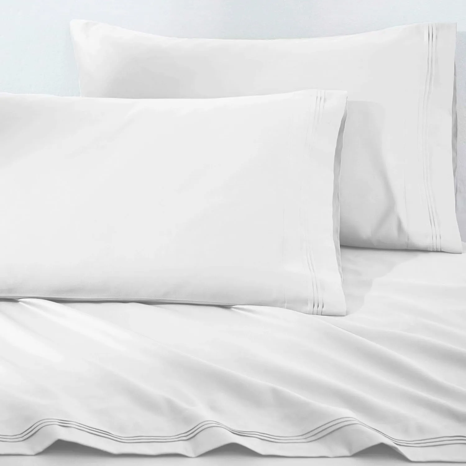Superior Egyptian Cotton 4 Piece Sheet Set, Luxury 1500 Thread Count, Modern Design, Sustainable Sheets, Ultra-Soft Basics, Solid, Deep Pocket Fitted Sheet, Flat Sheet, Pillowcases, King, White
