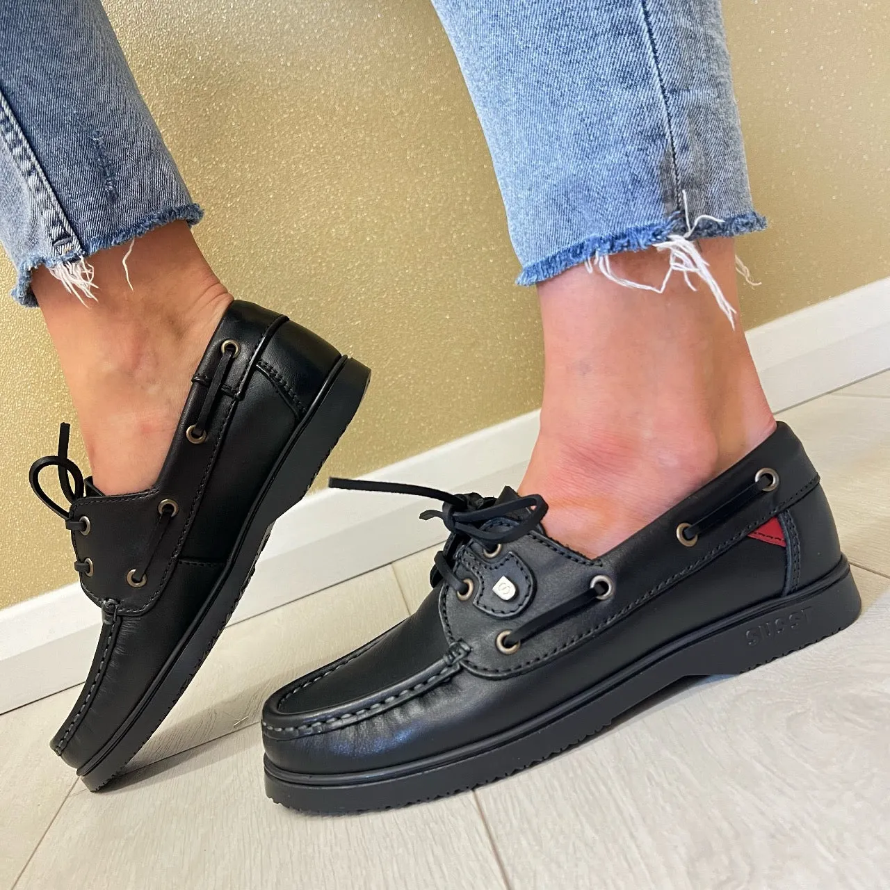 Susst Ladies Black Leather Boat Shoe GABY