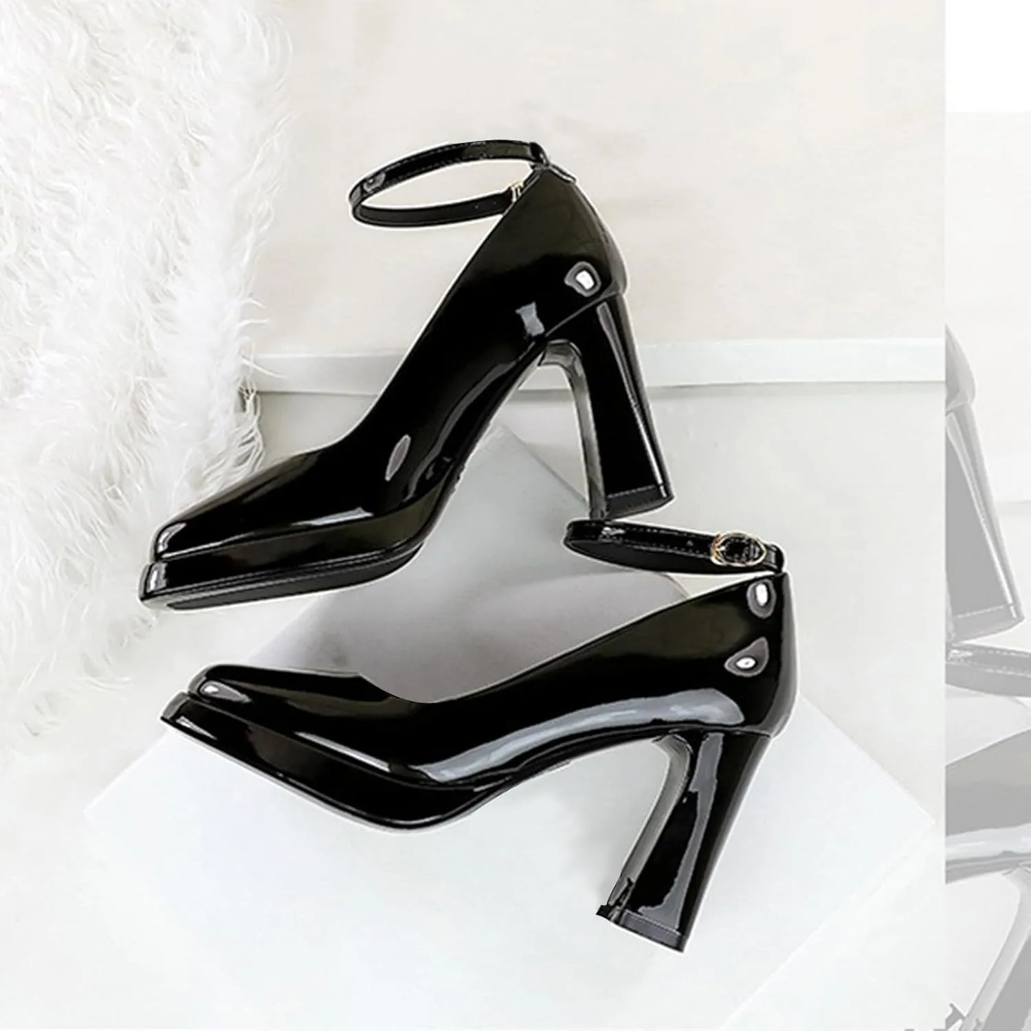 Women's Sandal Closed Round Toe Chunky Block Pumps Platform Adjustable Ankle Strap Summer Sandal Casual Shoes